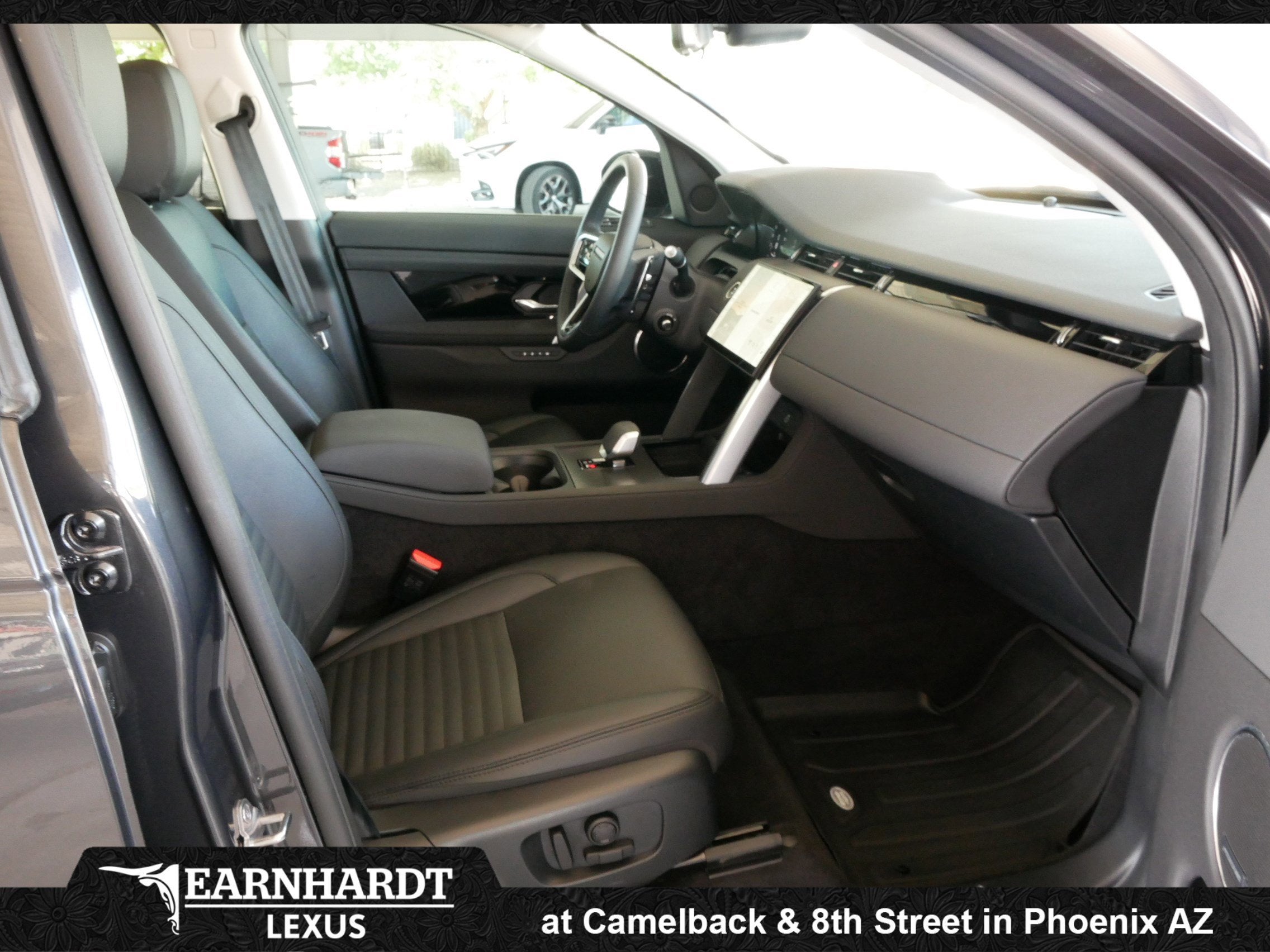 2025 Land Rover Discovery Sport S