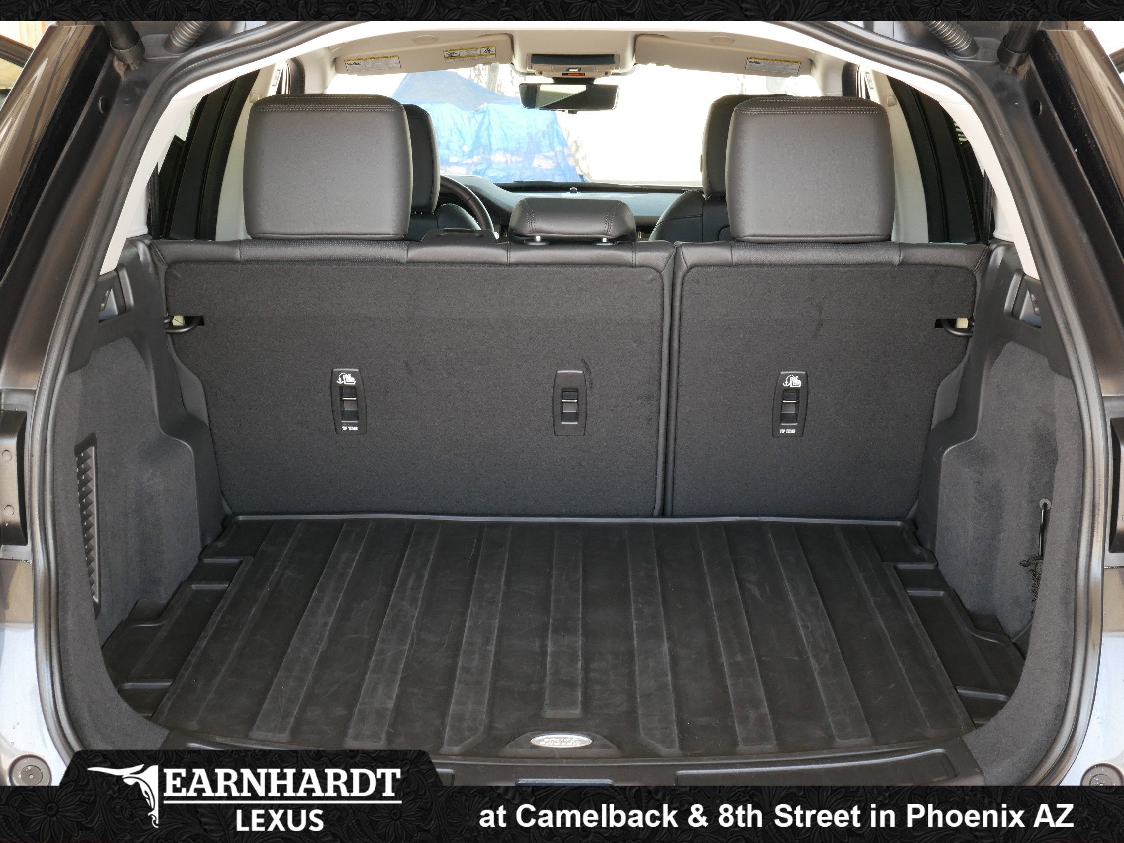 2025 Land Rover Discovery Sport S