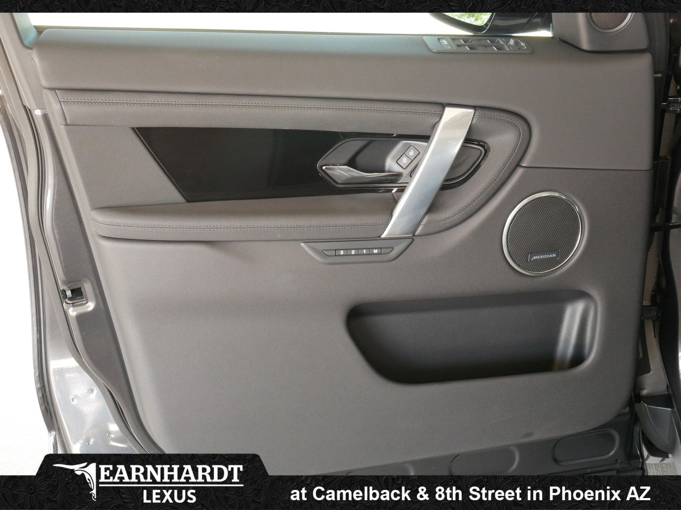 2025 Land Rover Discovery Sport S