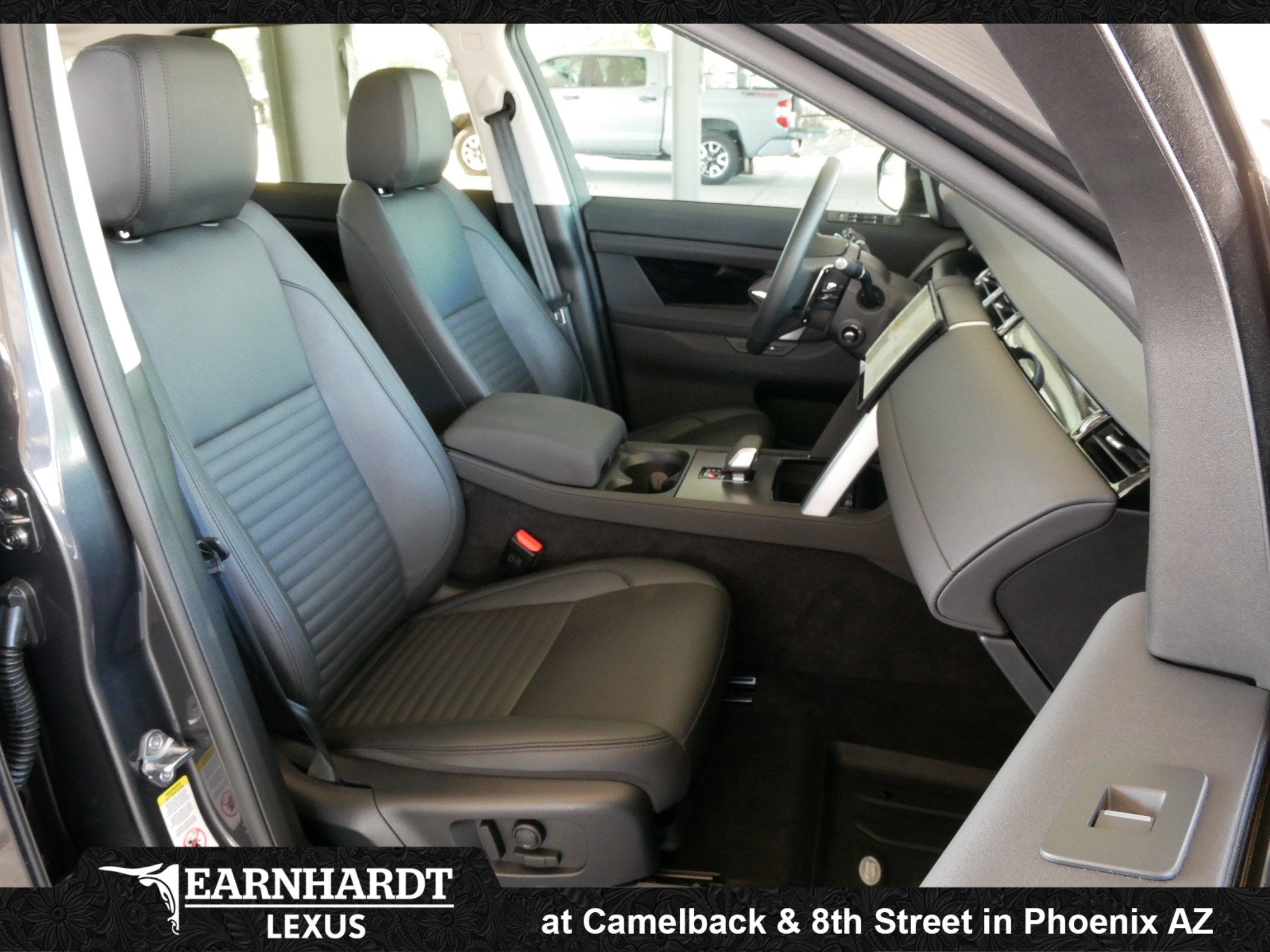 2025 Land Rover Discovery Sport S