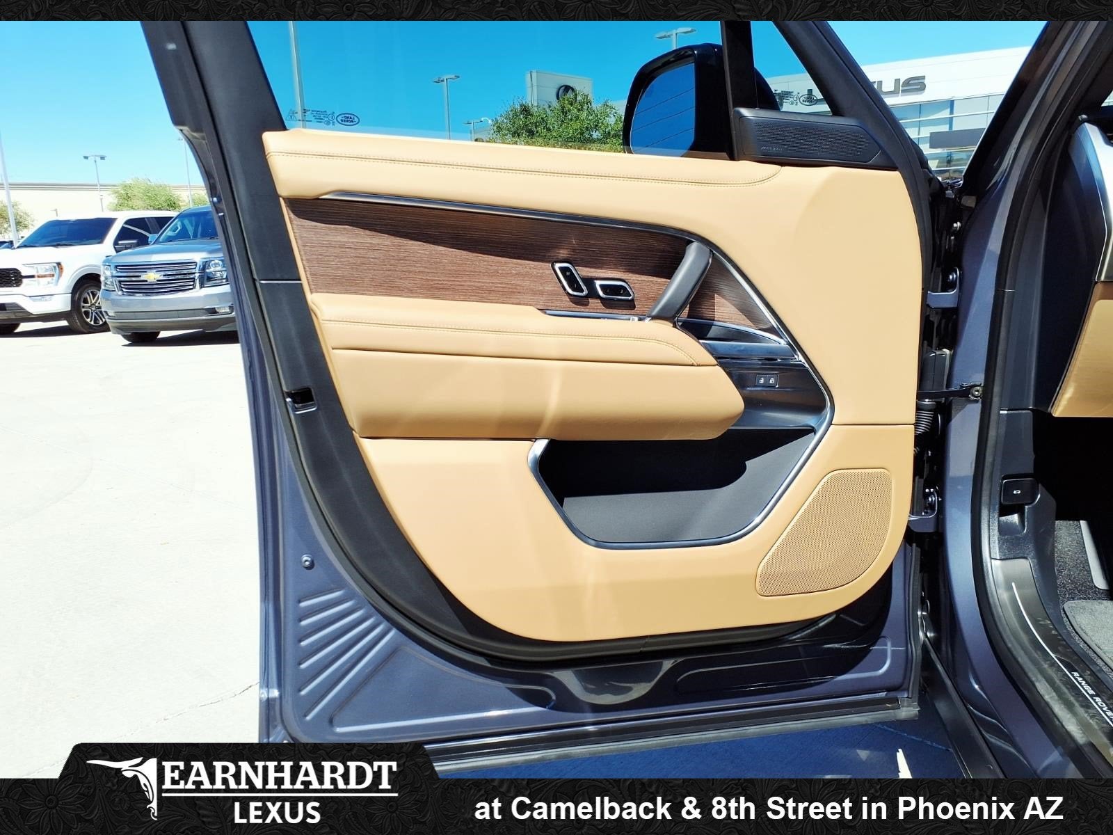 2026 Land Rover Range Rover SE