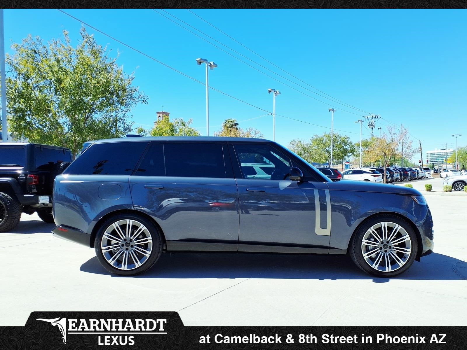 2026 Land Rover Range Rover SE