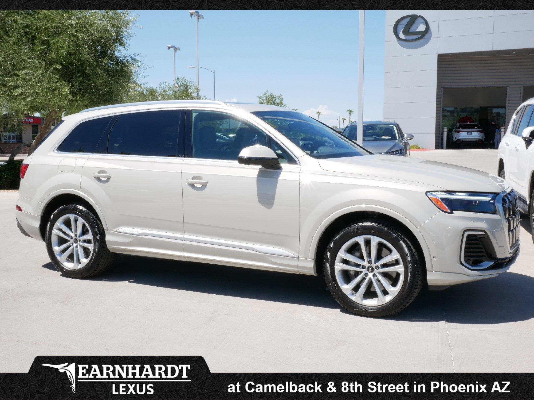 2025 Audi Q7 Premium Plus