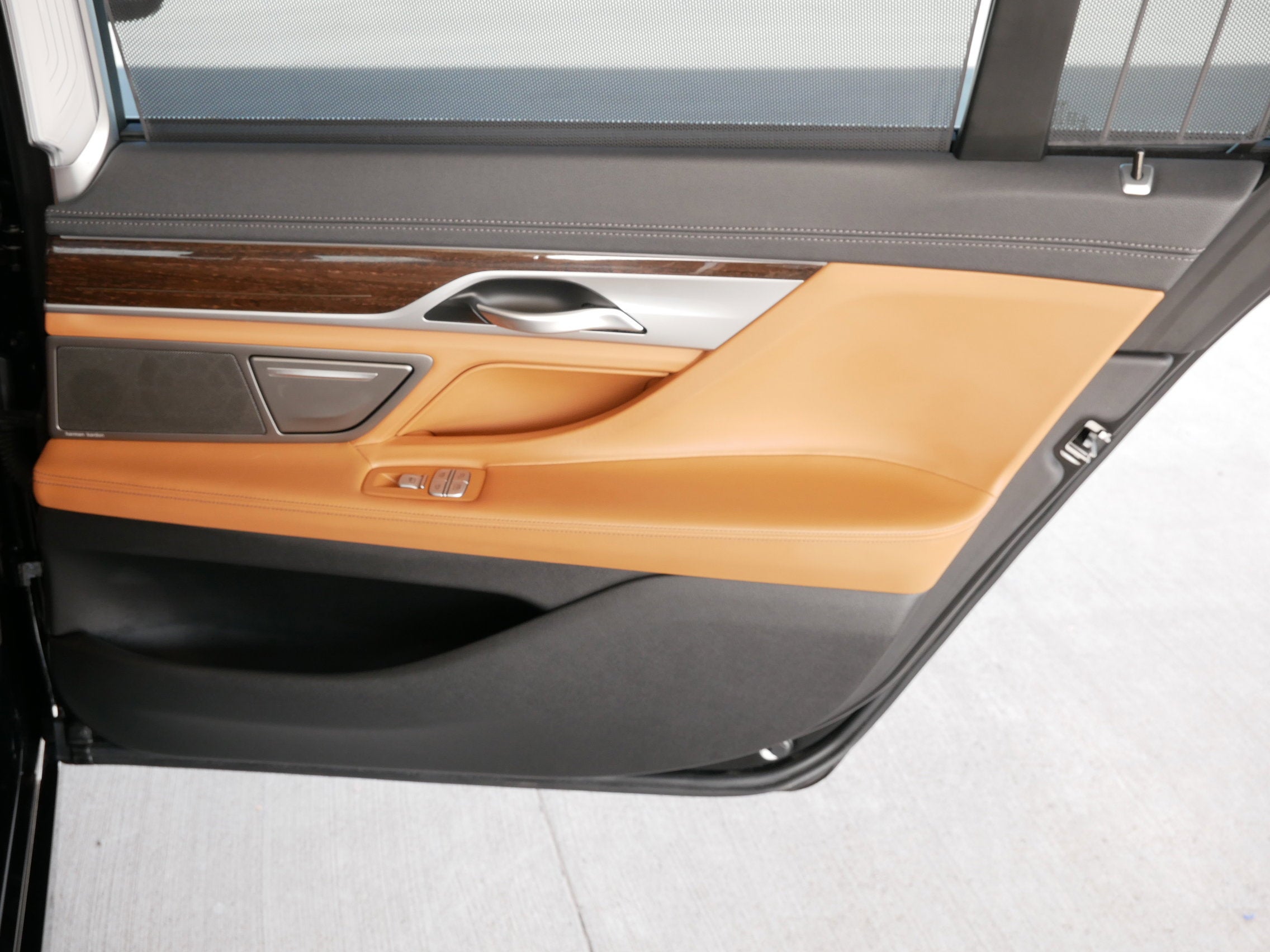 2020 BMW 7 Series 740i