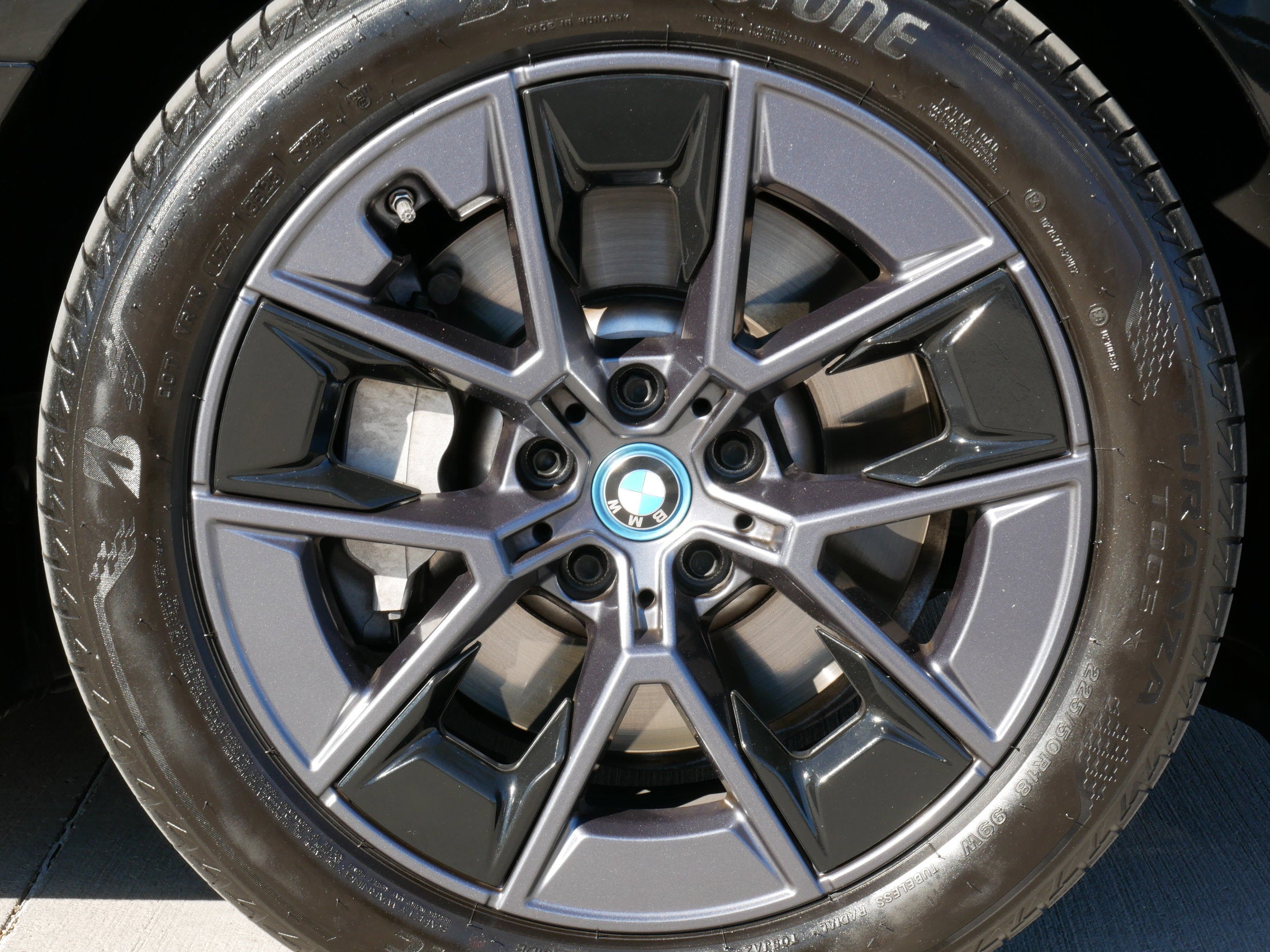 2024 BMW i4 eDrive35