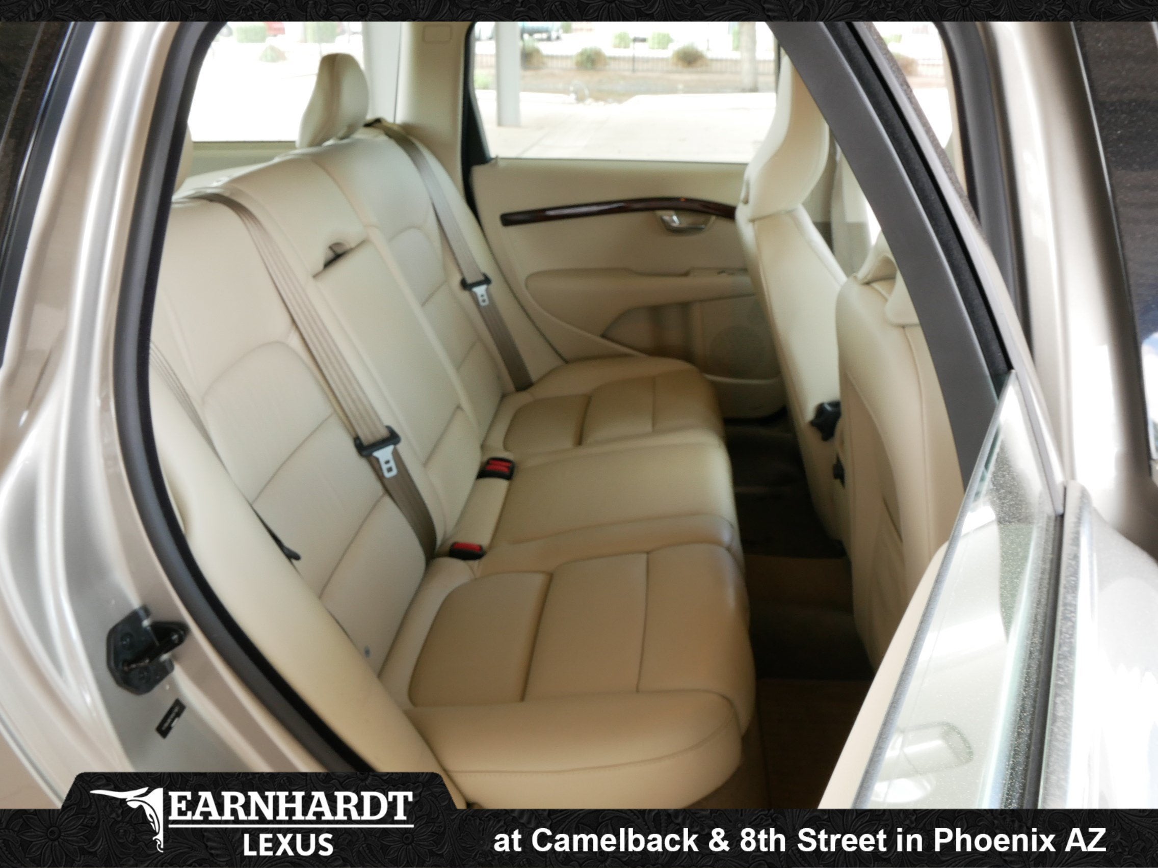 2009 Volvo V70 3.2