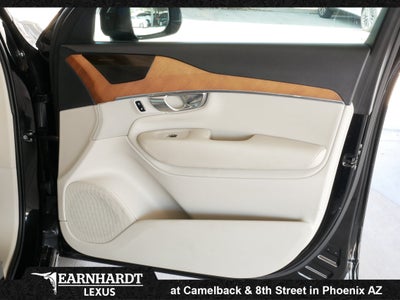 2021 Volvo XC90 Momentum