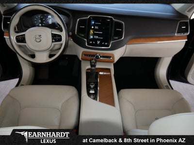 2021 Volvo XC90 Momentum