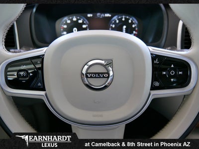 2021 Volvo XC90 Momentum
