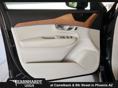 2021 Volvo XC90 Momentum