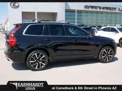 2021 Volvo XC90 Momentum