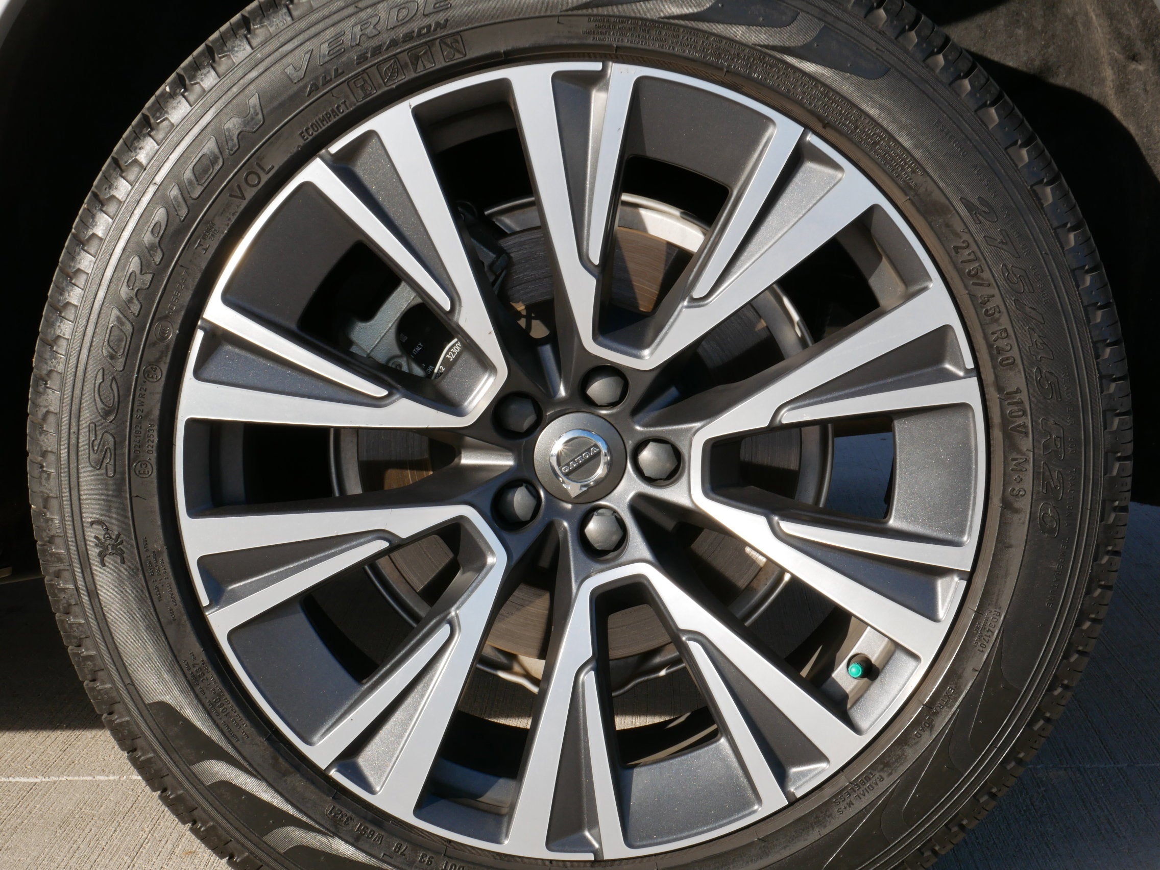 2022 Volvo XC90 Momentum