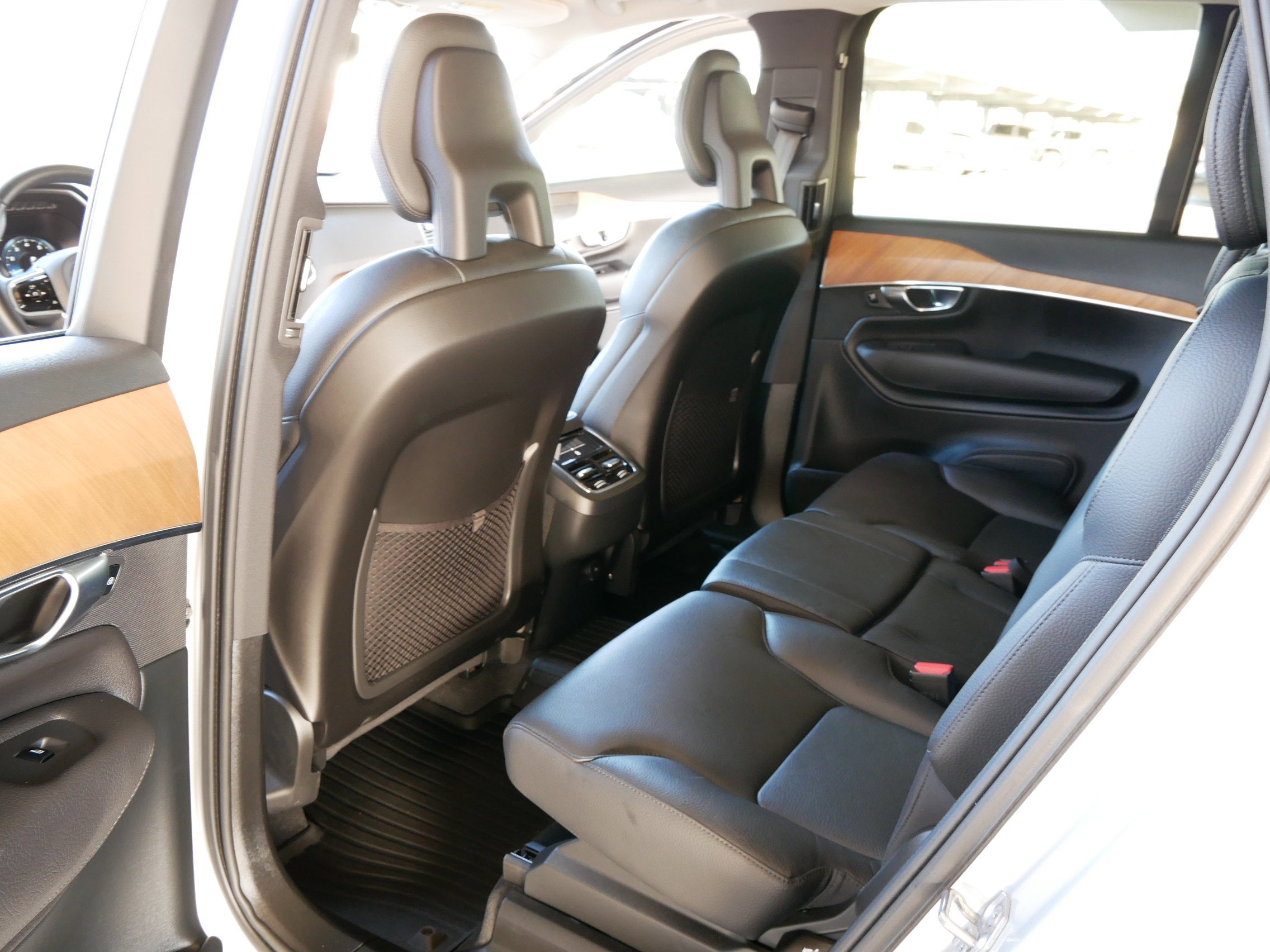 2022 Volvo XC90 Momentum