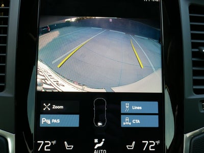 2022 Volvo XC90 Momentum