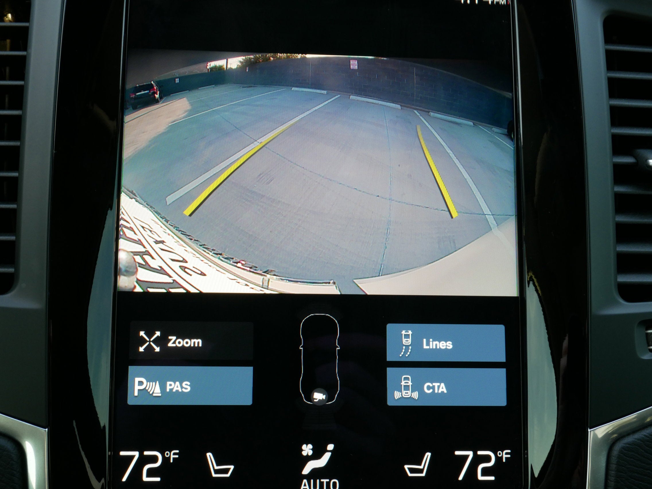 2022 Volvo XC90 Momentum