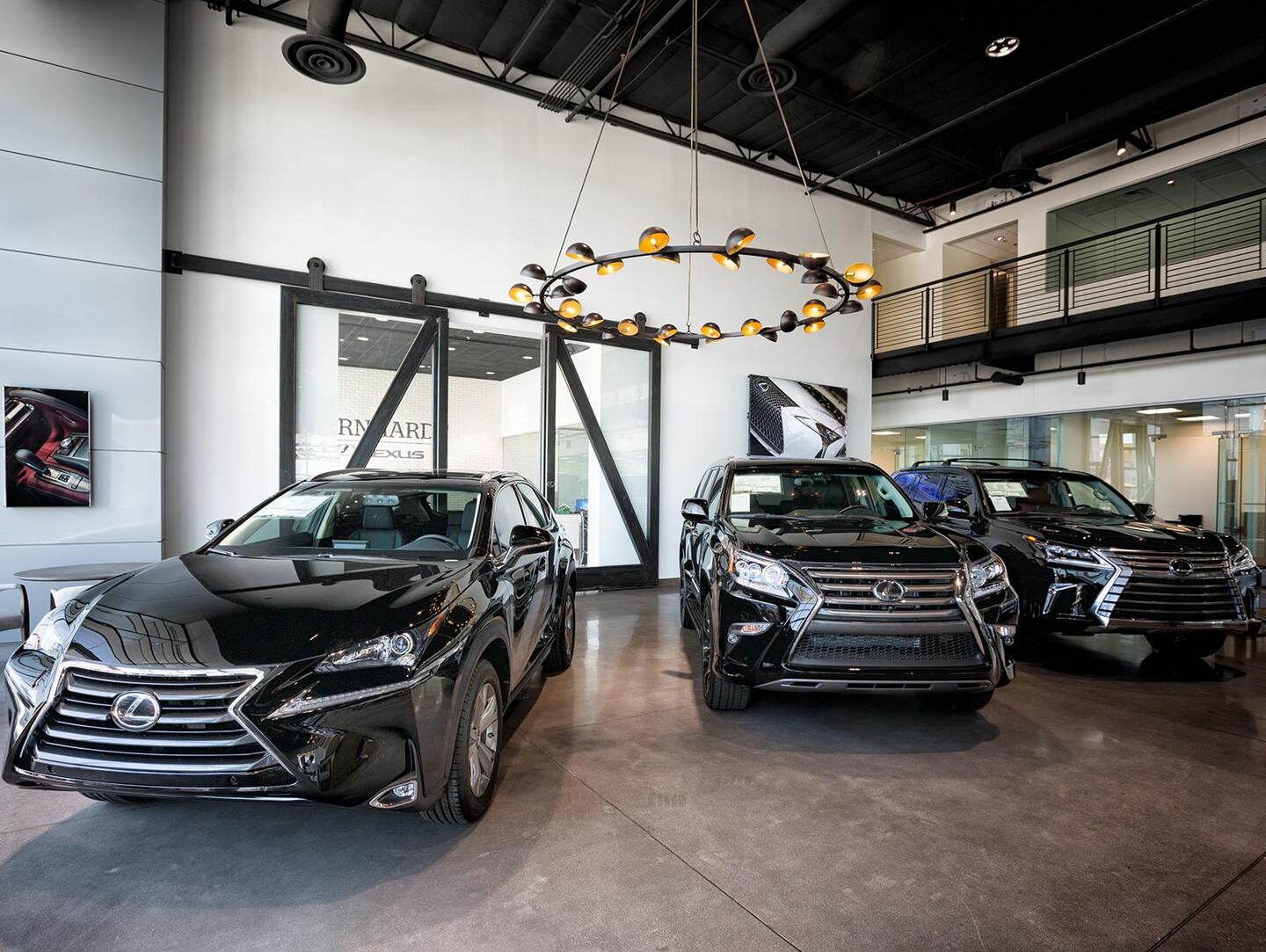 Earnhardt Lexus in Phoenix AZ