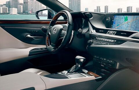 2021 Lexus ES Interior