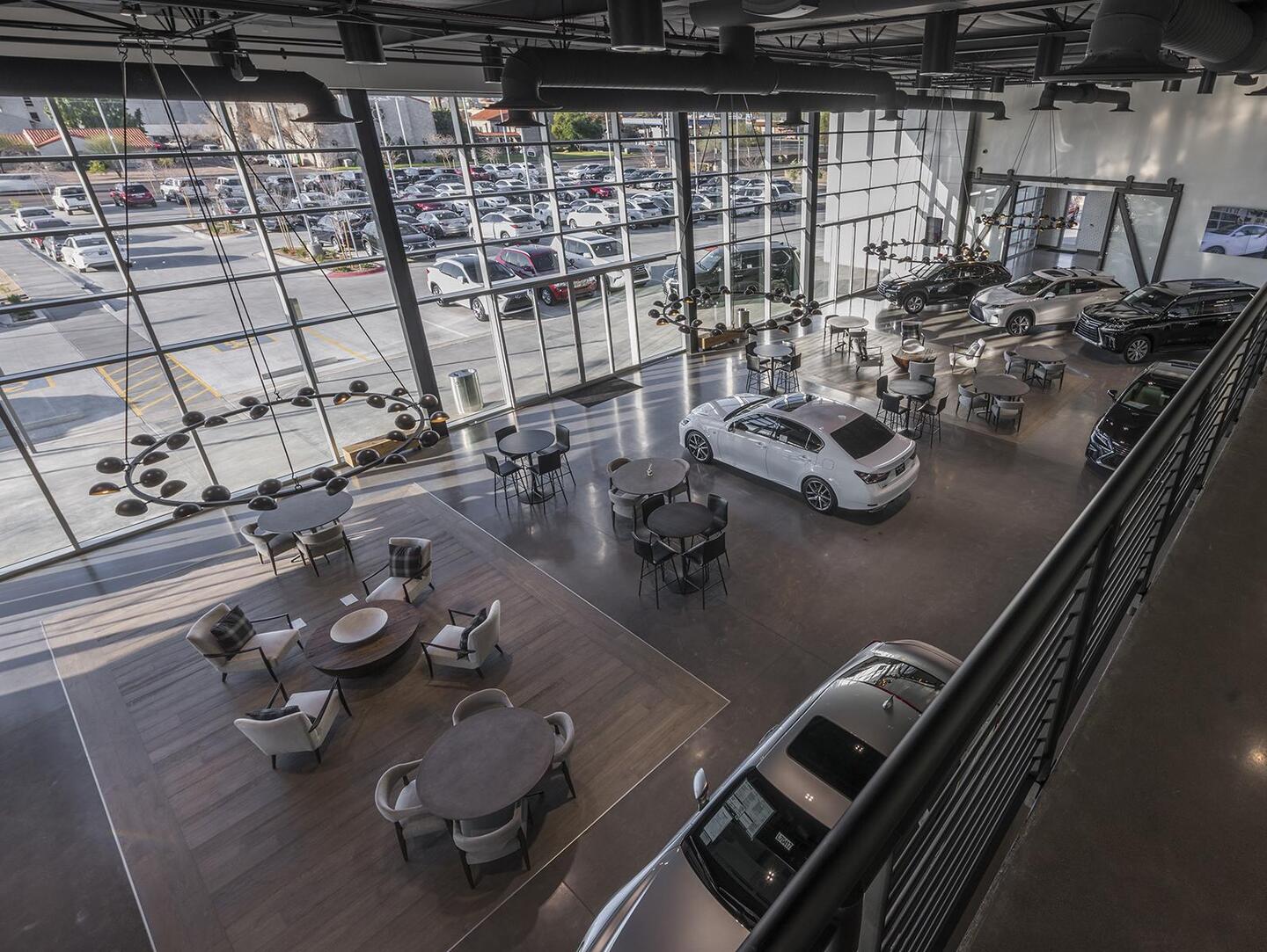 Earnhardt Lexus in Phoenix AZ