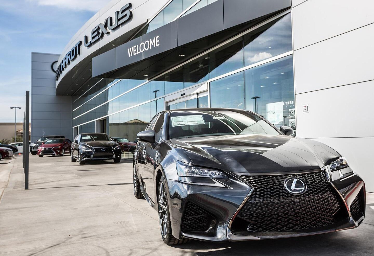 The 2026 Lexus TX at Earnhardt Lexus Phoenix has executive curb appeal despite its ability to transport up to seven people.